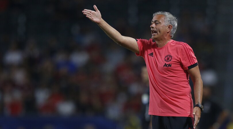 «Manchester United, l'umore nero di Mourinho contagia staff e giocatori»