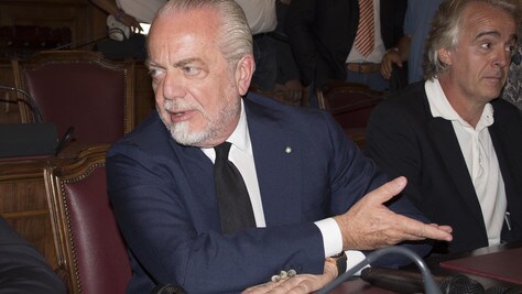 Napoli, De Laurentiis: «Non arriveranno altri attaccanti»