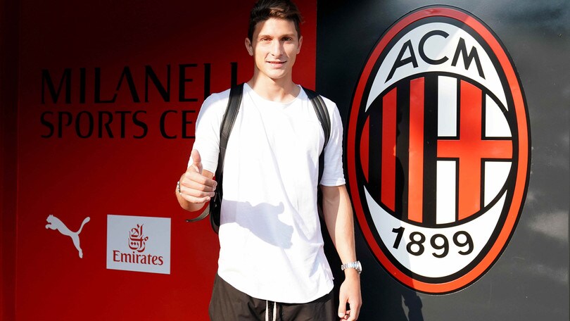 Terza Maglia AC Milan MATTIA CALDARA Terza Maglia AC Milan MATTIA CALDARA