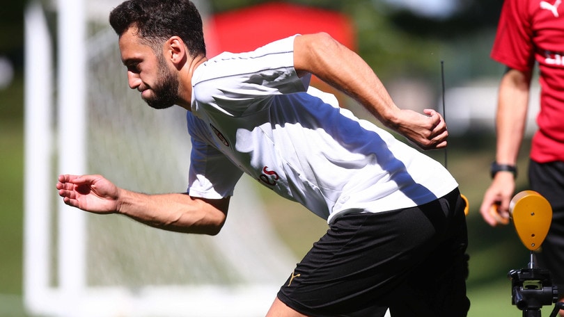 Serie A Milan, Calhanoglu: «Con l'arrivo di Gattuso ho iniziato a giocare meglio»