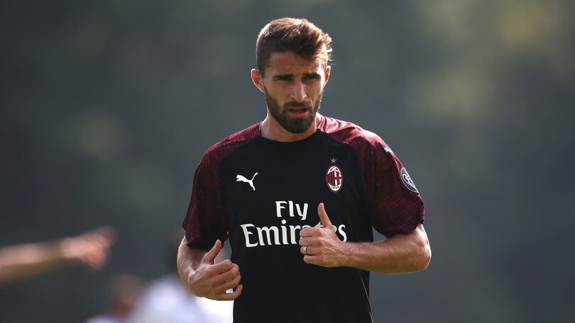 Milan, Borini: «Higuain grande professionista, non ha gettato la spugna»