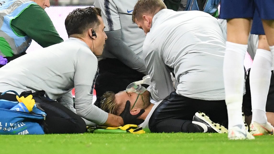 Luke Shaw, la sequenza del terribile infortunio