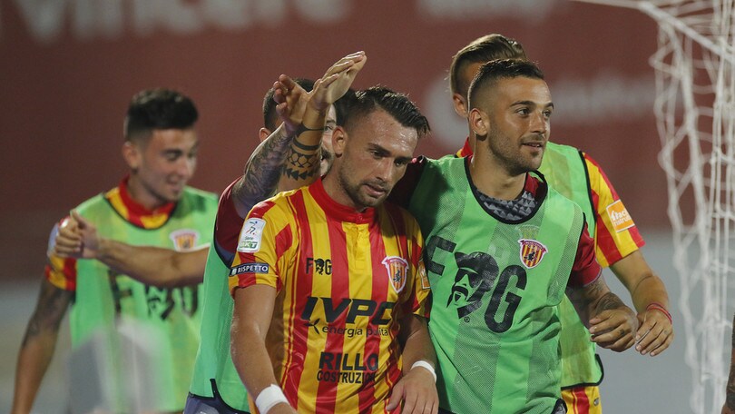 Serie B Venezia Benevento Tello E Doppietta Di Bandinelli Serie B Venezia Benevento Tello E Doppietta Di Bandinelli