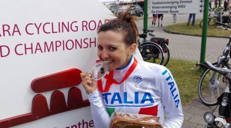 Granfondo Campagnolo Roma: La volata delle Vestali