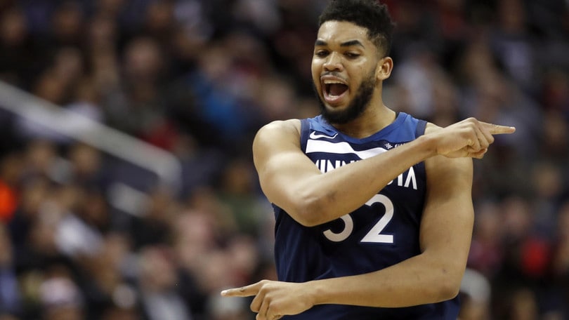 NBA, Towns rinnova con i Timberwolves
