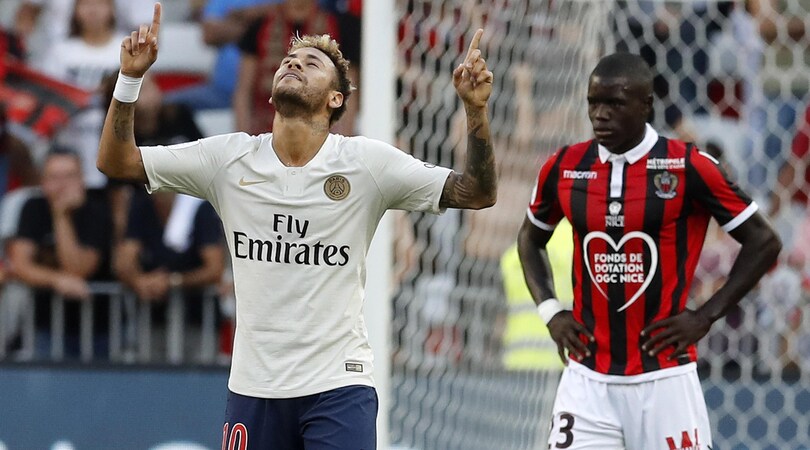 Nessuno ferma il Psg: 3-0 al Nizza di Balotelli