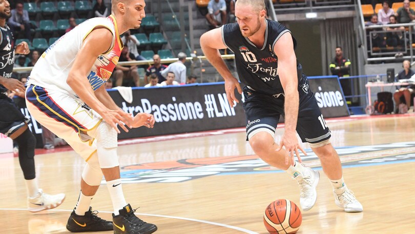 Leunen regala la Supercoppa LNP alla Fortitudo Bologna