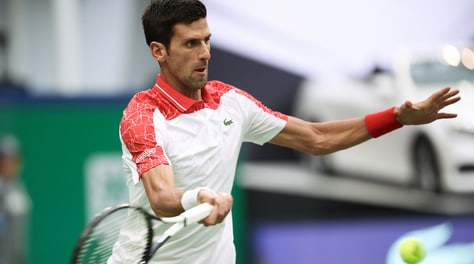 Tennis, Shanghai: Djokovic batte Zverev e vola in finale
