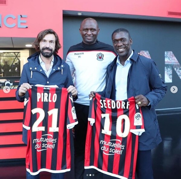 Pirlo e Seedorf in visita al Nizza. Vieira regala loro una maglia speciale
