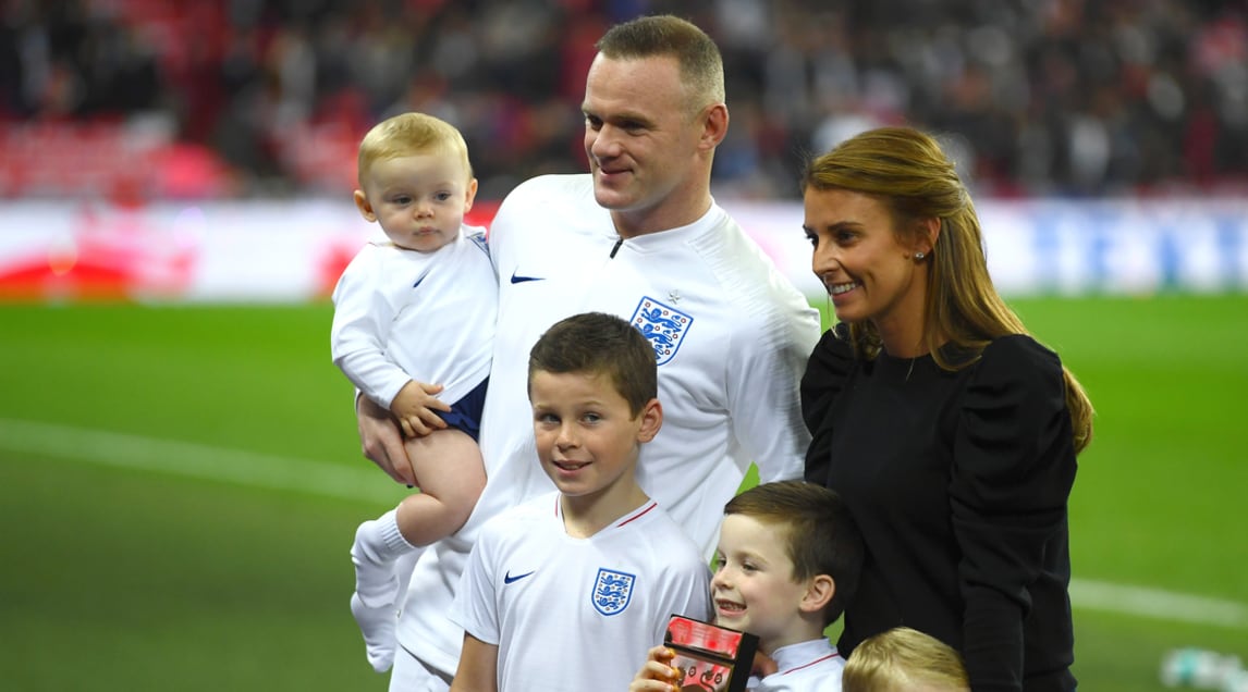 Rooney in campo con la famiglia per l'ultima con l'Inghilterra