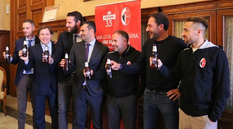 Birra Peroni è la birra ufficiale della SSC Bari