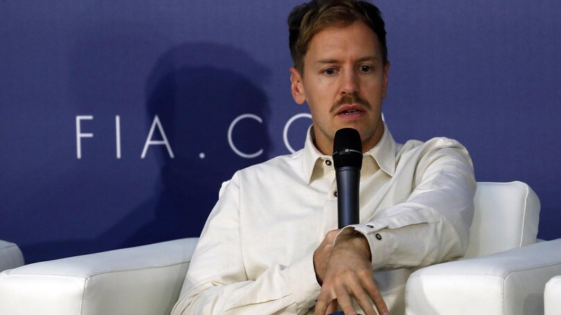 F1, Vettel: avute possibilità, ma non bravi F1, Vettel: avute possibilità, ma non bravi