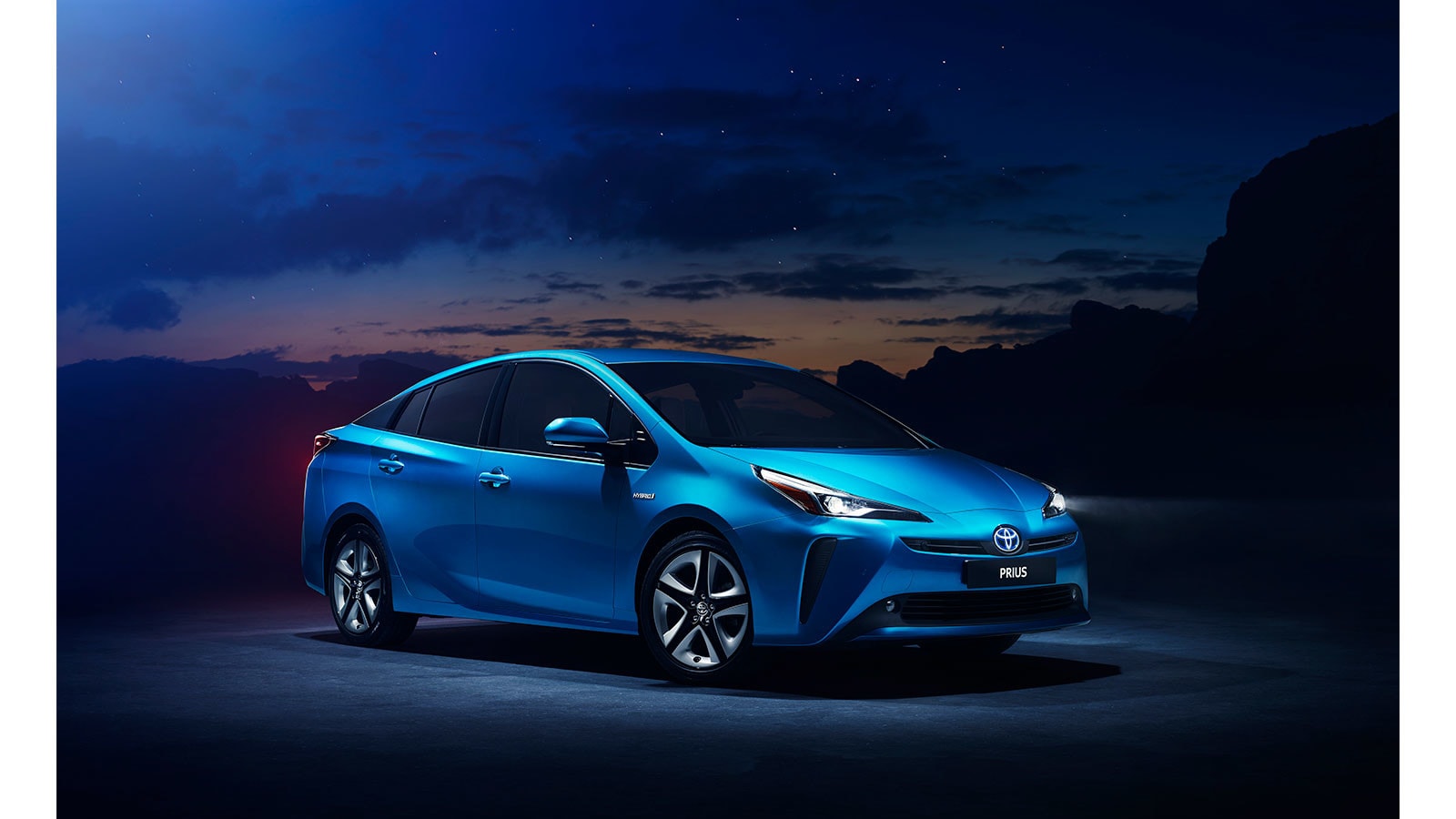 Elettrico e ibrido, una grande sfida: Toyota grande protagonista