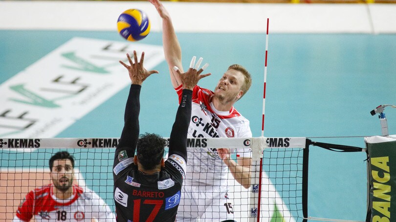 Volley: A2 Maschile, Girone Bianco, Santa Croce travolge Lagonegro