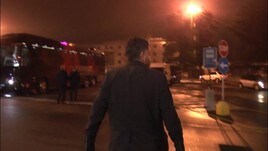 Tensione Gattuso: getta a terra il telefono del giornalista