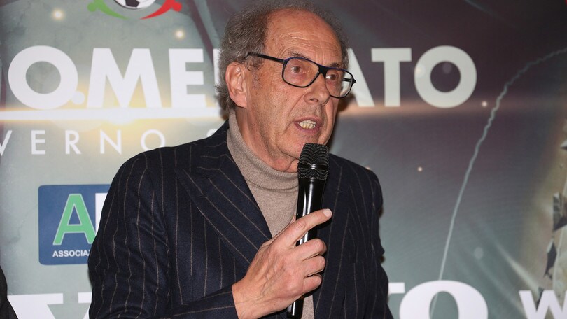 Caos a Palermo: licenziato il ds Foschi. Anche Richardson si dimette