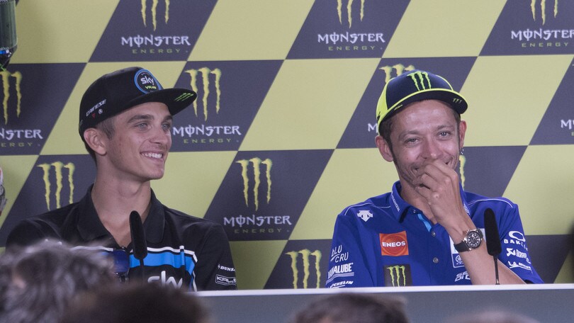 MotoGp, Marini su Rossi: «Deve correre fino a 46 anni»