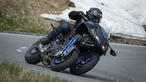 Yamaha Niken: il tour per provare la moto a 3 ruote