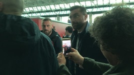 Roma, De Rossi immortalato in una 'storia' Instagram: «Che devo fare?»
