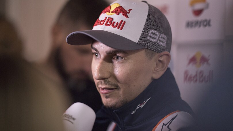 MotoGp Qatar, Honda: «Lorenzo sarà in pista, nessuna lesione»