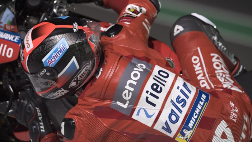 MotoGp Qatar: Petrucci primo nelle Fp4, Rossi cerca il set up giusto