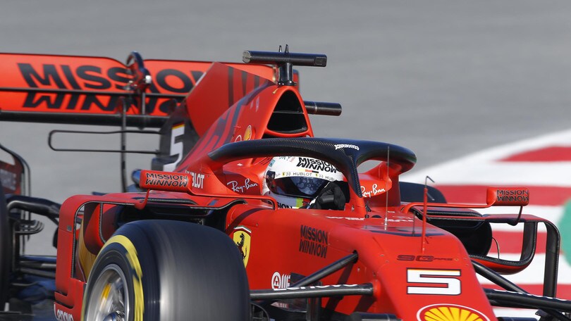 F1 la Ferrari celebra i suoi 90 anni a Melbourne