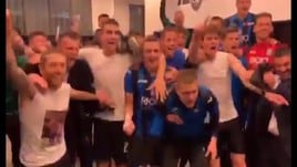 Atalanta, la festa negli spogliatoi