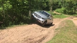 Mercedes GLC: il test off-road VIDEO