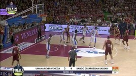 Umana Reyer Venezia - Banco di Sardegna Sassari 66-80