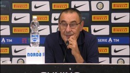 Sarri al gionalista: "Dybala e Cr7 non possono giocare insieme? Hai letto male"
