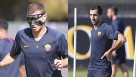 Dzeko ancora a lavoro con la maschera, Mkhitaryan in ripresa