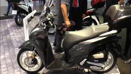 Honda SH all'EICMA di Milano - Video