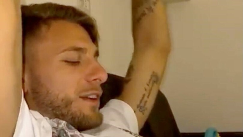 Lazio, Immobile canta "Il ballo del girasole” con le figlie