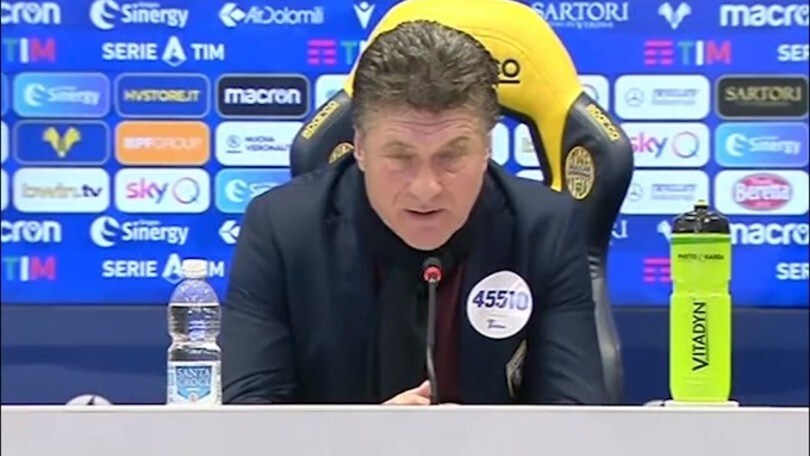 Mazzarri: "Ci sono cose che non si spiegano facilmente nel calcio"