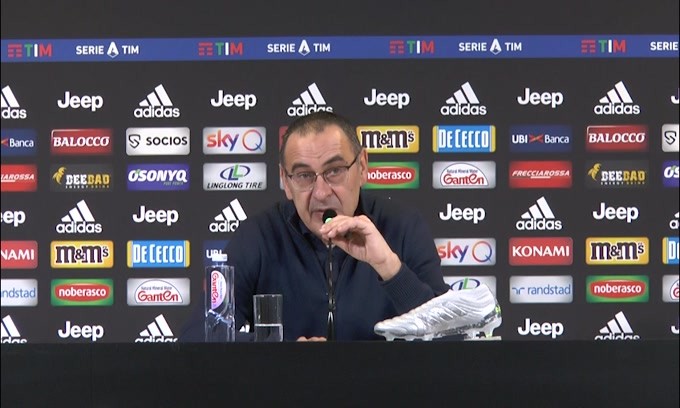 Sarri: "Gli ultimi minuti mi hanno fatto arrabbiare"
