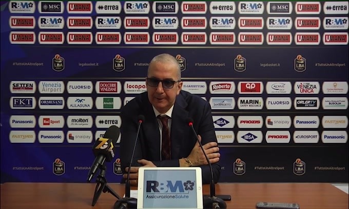 De Raffaele: "Dovremmo giocare sempre come stasera"