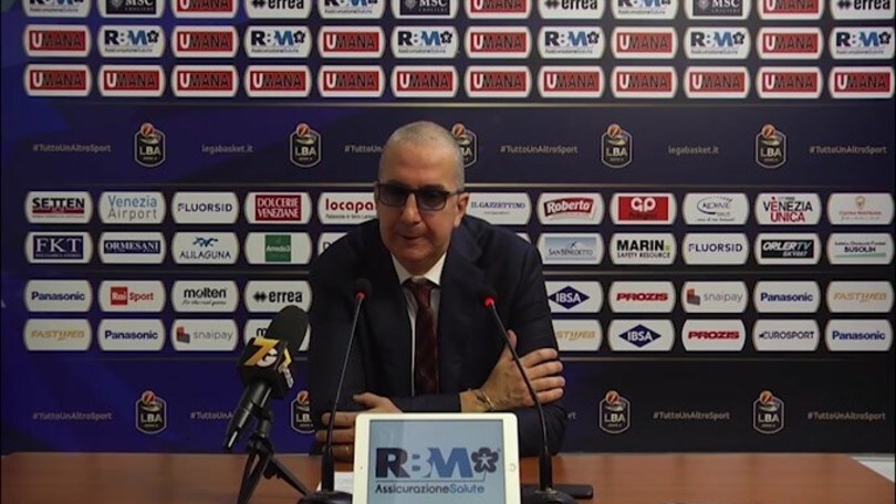 De Raffaele: "Dovremmo giocare sempre come stasera"