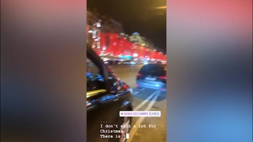 Shopping a Parigi per Wanda Nara