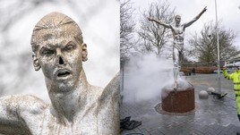 Tagliato il naso alla statua di Ibrahimovic a Malmö