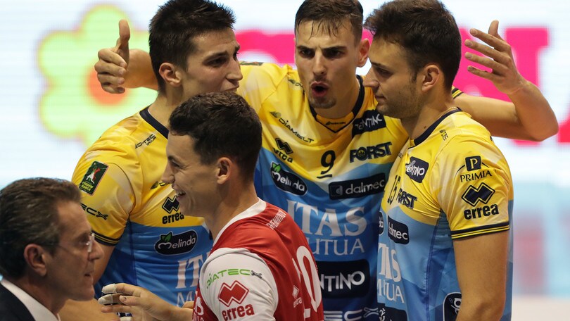 Superlega, per le feste tutti in campo