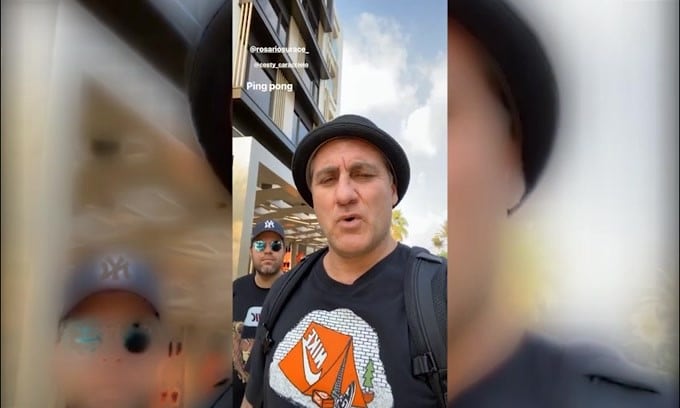 Bobo Vieri campione di ping pong