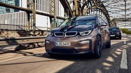 BMW i3 42 kWh: le immagini
