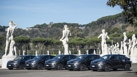 Toyota CH-R Hybrid auto ufficiale dell'Italia Team - le immagini