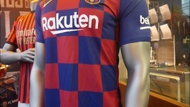 Barcellona, Messi e compagni rifiutano il taglio di stipendio