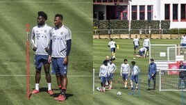 Il Bayern si allena: calciatori uno vicino all'altro, senza paura