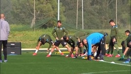 Serie A, la nuova ipotesi: prima i recuperi, poi il via completo