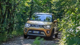 Suzuki Ignis Hybrid gamma 2020: FOTO