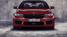 BMW M5 restyling: le immagini