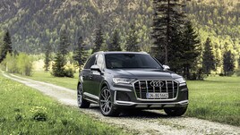 Audi SQ7 e SQ8 TFSI: gli scatti