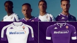 Fiorentina, svelate le nuove divise con Ribery e Castrovilli